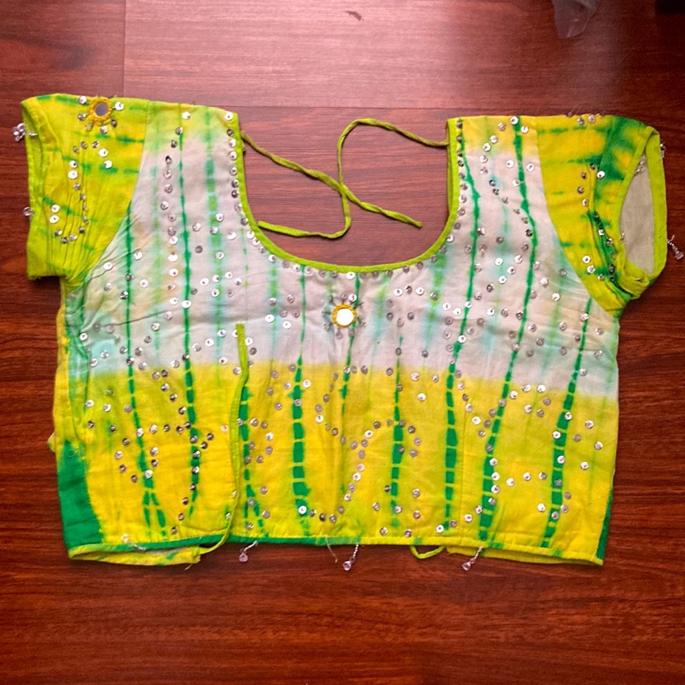 Old fashion tie dye Chaniya Choli